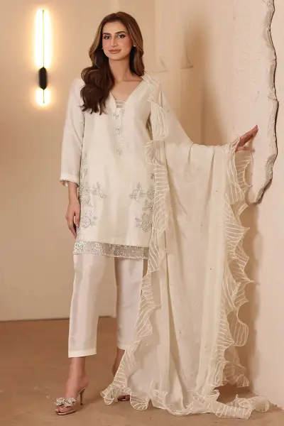 SUNLIT IVORY