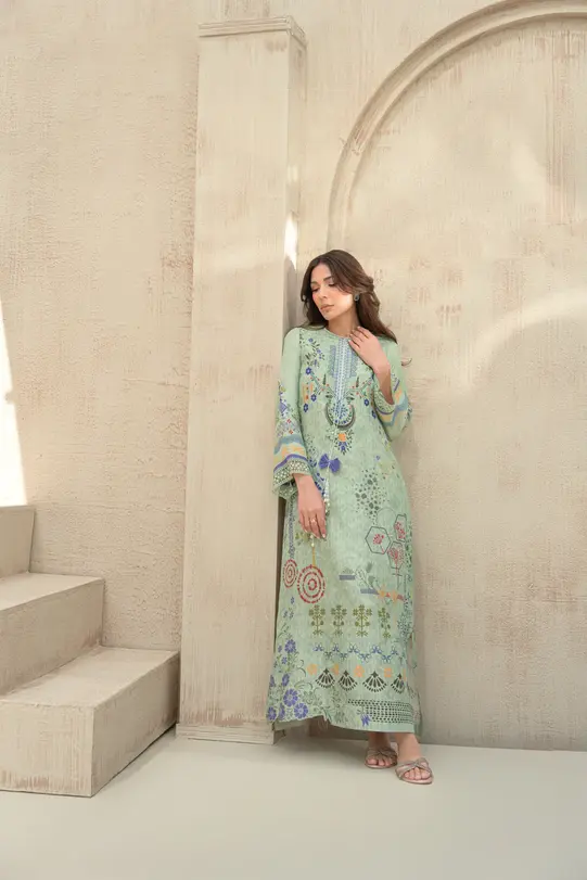 ALLURE - Image 5