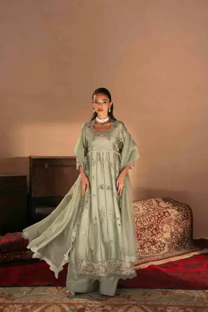 APPLE GREEN - Image 4