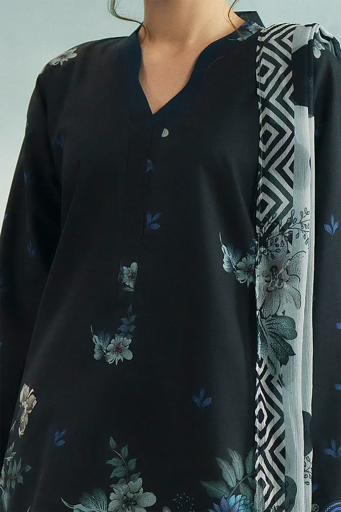 Black Floral - Image 3