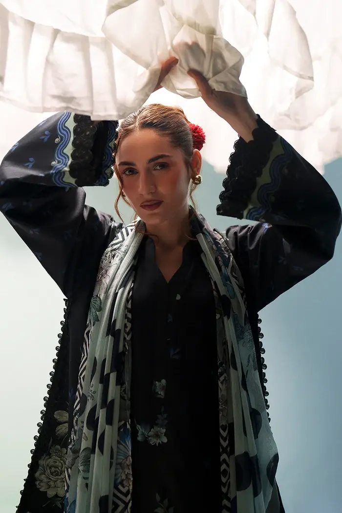 Black Floral - Image 7