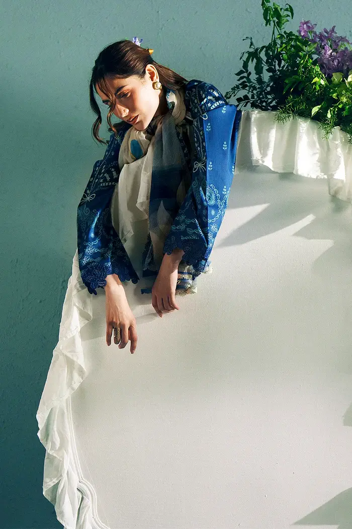 Blue Majesty - Image 4
