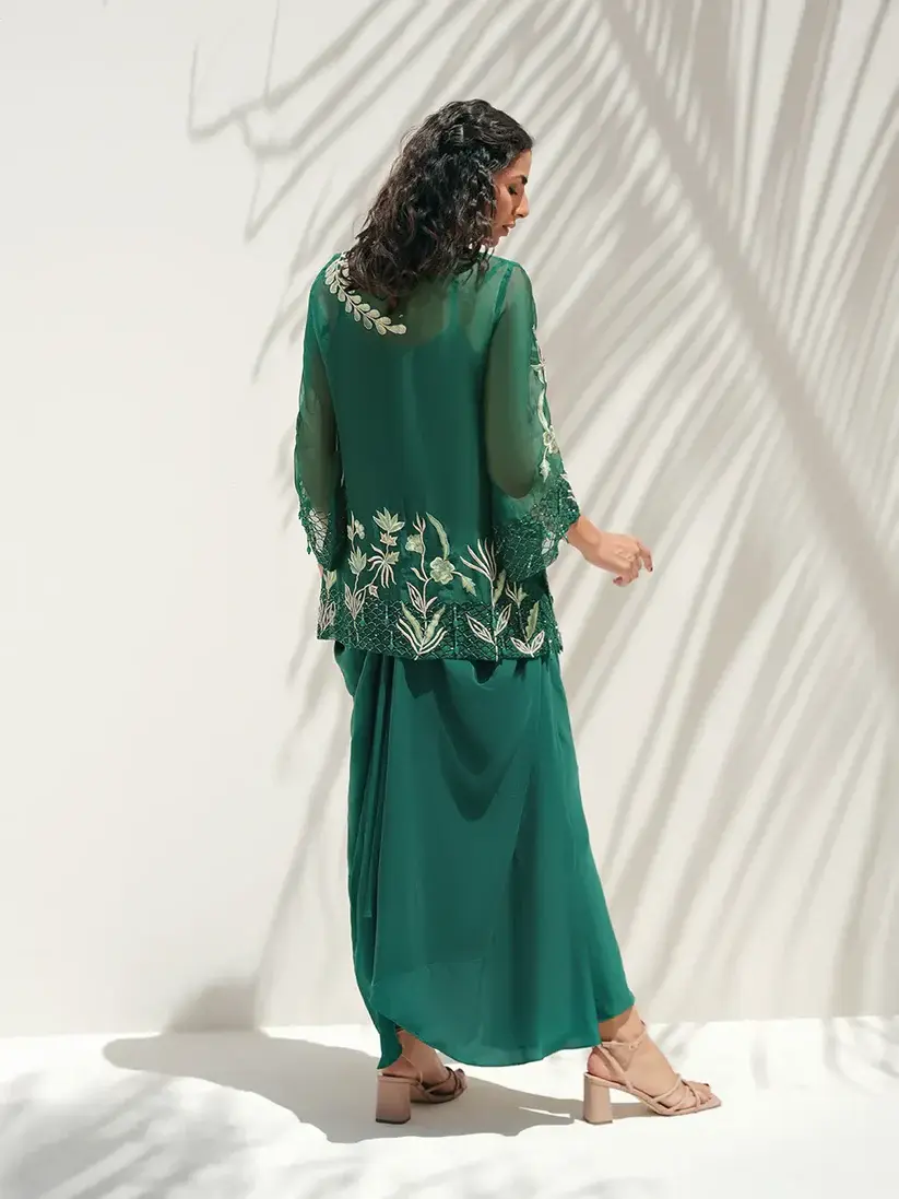 Mehreen - Image 5