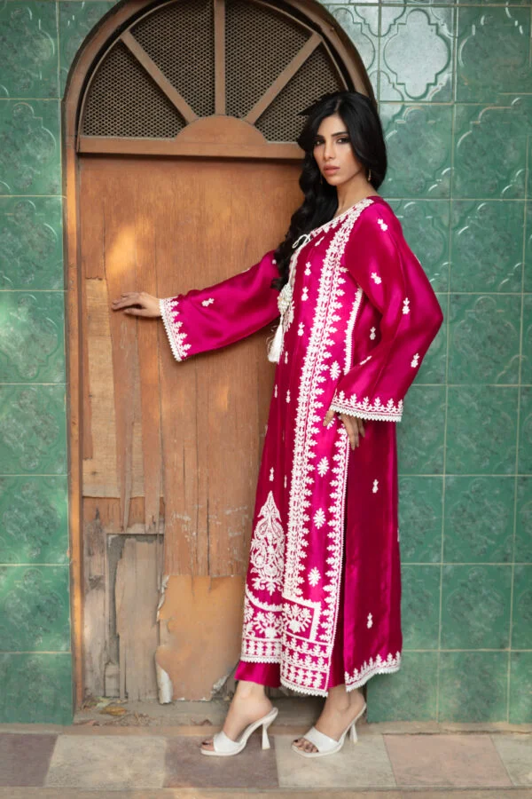 Afra - Image 4