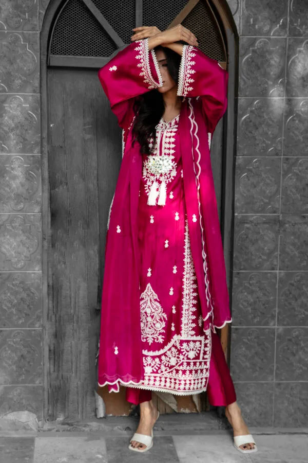 Afra - Image 6