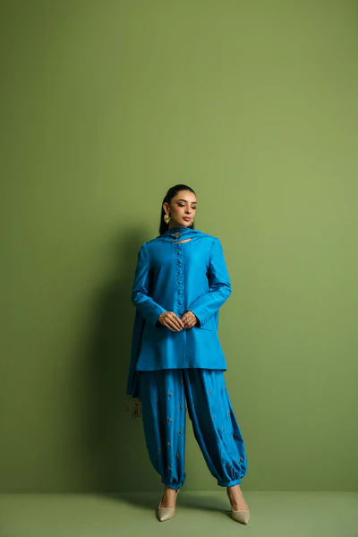 Blue Love - Image 4